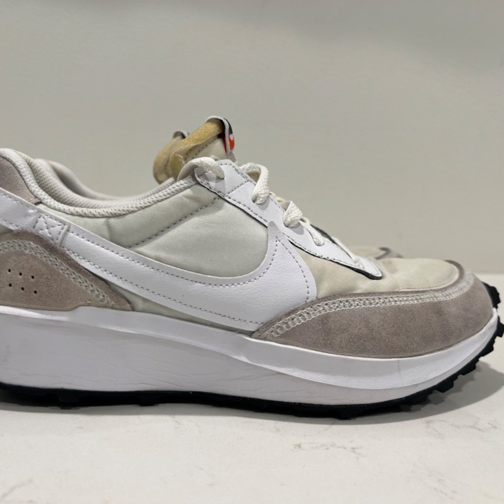 Nike Waffle Debut Running Shoes - Picture 9 of 9